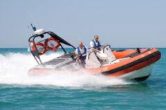 castiglioncello ragazzo rischia di annegare alla baia del quercetano 232 gravissimo