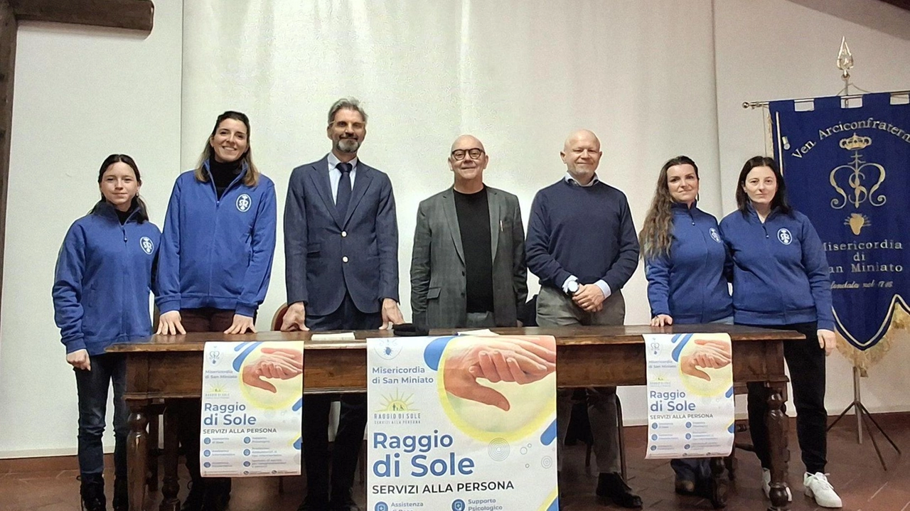 La presentazione del nuovo servizio alla presenza del sindaco di San Miniato Simone Giglioli La presentazione del nuovo servizio alla presenza del sindaco di San Miniato Simone Giglioli