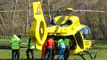 Incidente nel podere di famiglia: gli crolla una baracca addosso e muore