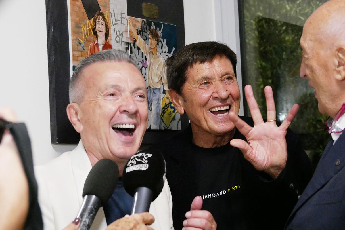 “Fermatemi o canto fino a domani”: Gianni Morandi, pazzesco show alla festa di Pupo