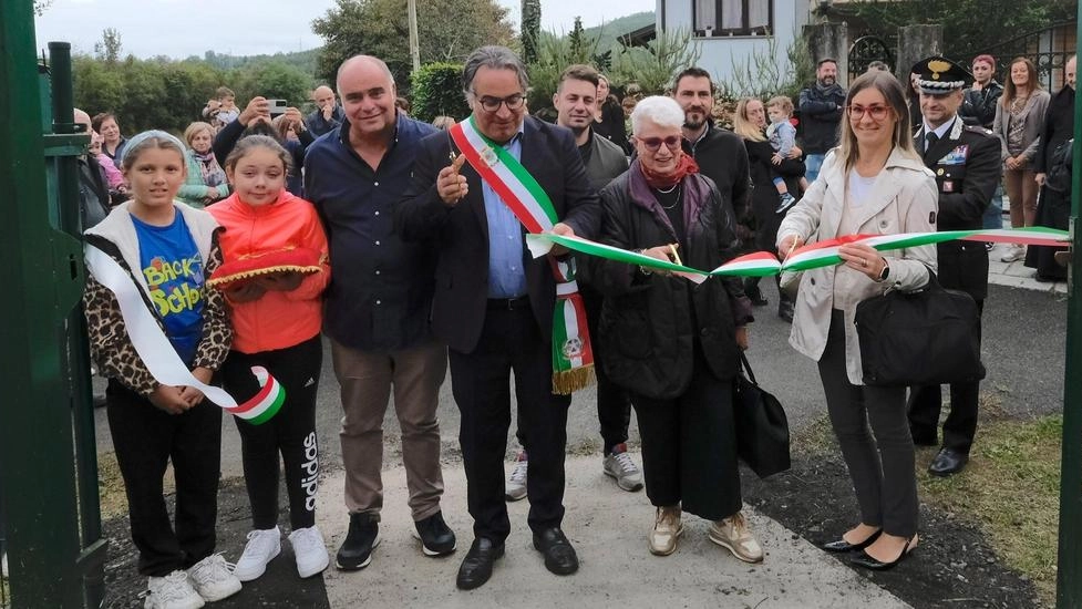 La struttura, all’interno del plesso "Galanti", ospiterà 12 piccoli. L’organizzazione sarà in gestione associata con Pontremoli e Filattiera La struttura, all’interno del plesso "Galanti", ospiterà 12 piccoli. L’organizzazione sarà in gestione associata con Pontremoli e Filattiera
