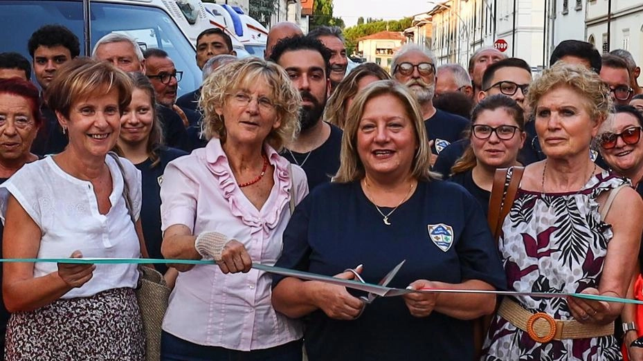 La festa delle Pubbliche Assistenze con l’inaugurazione dei nuovi mezzi di soccorso (Gasperini) La festa delle Pubbliche Assistenze con l’inaugurazione dei nuovi mezzi di soccorso (Gasperini)