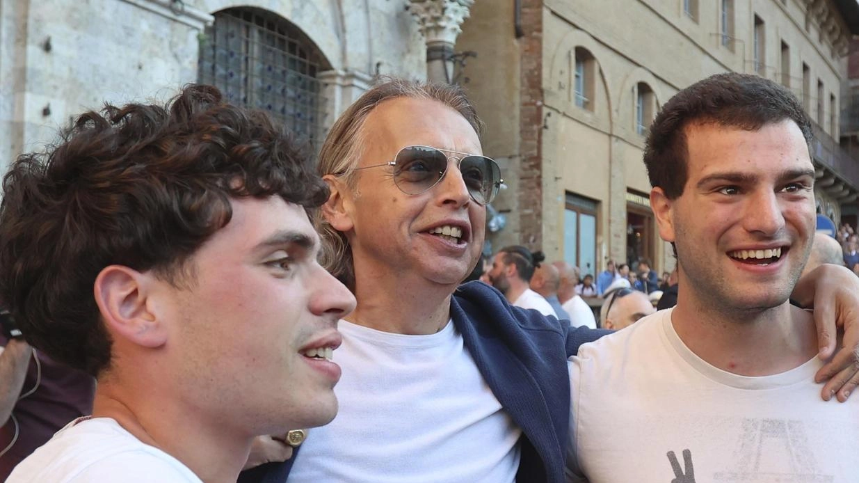 di Laura Valdesi SIENA Non è andato all’appuntamento con la sorte il capitano della Pantera Franco Ghelardi. Attende visibilmente teso sotto le... di Laura Valdesi SIENA Non è andato all’appuntamento con la sorte il capitano della Pantera Franco Ghelardi. Attende visibilmente teso sotto le...