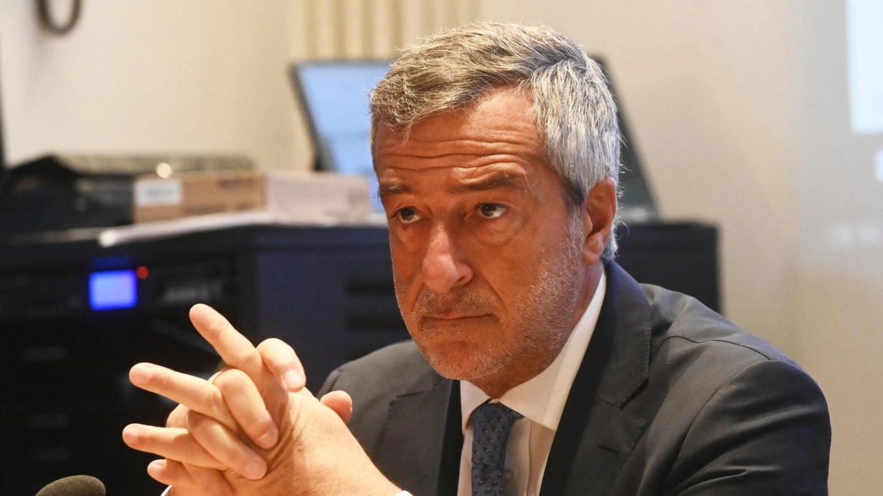 Nino Cartabellotta è Presidente della fondazione GIMBE Evidence for Health Nino Cartabellotta è Presidente della fondazione GIMBE Evidence for Health