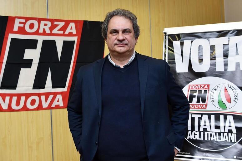 https://www.lanazione.it/image-service/view/acePublic/alias/contentid/MDdlZWU1MTQtN2Y1ZC00/0/fiore-a-lucca-screening-ai-vaccinati-covid.jpeg