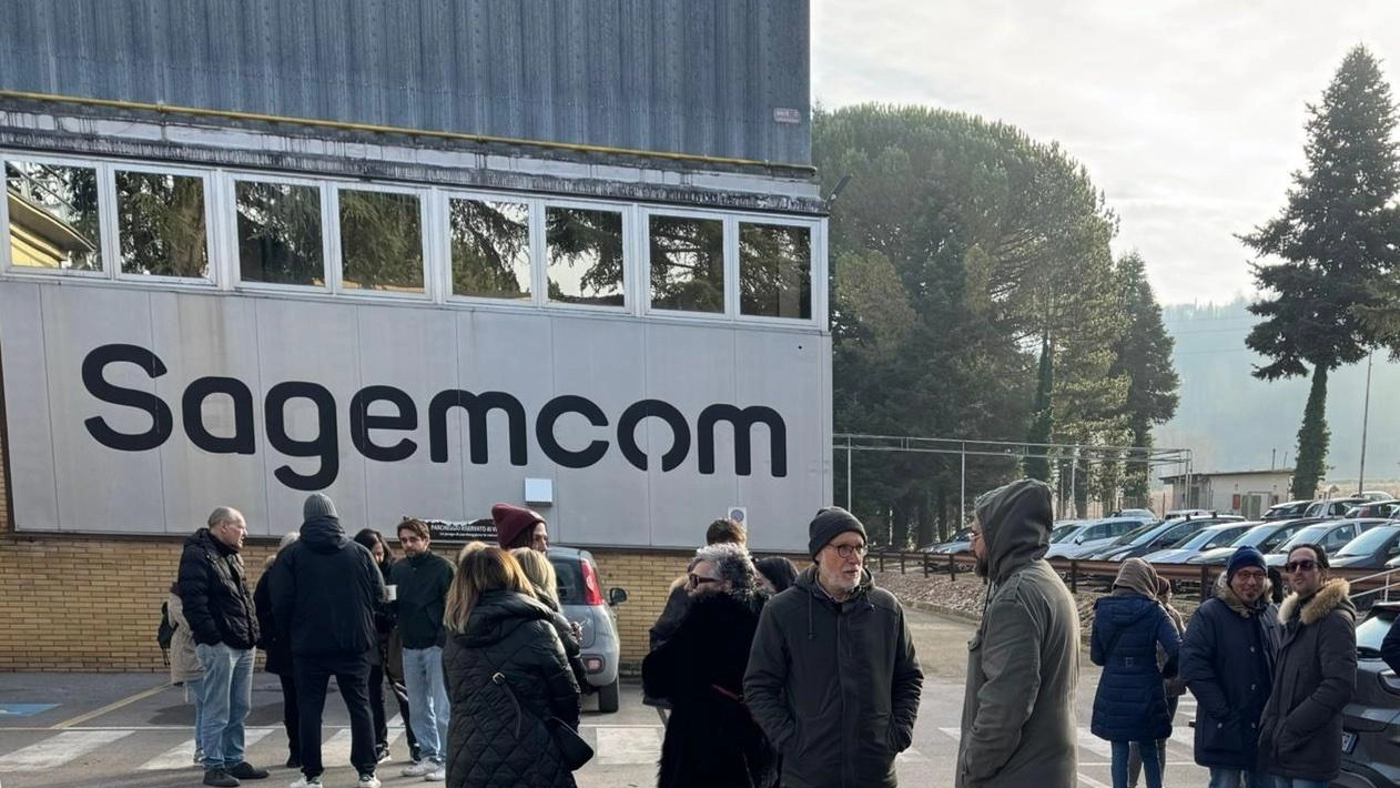 La riunione. è durata 8 ore. La Cgil: «L’accordo lascia comunque l’amaro in bocca» La riunione. è durata 8 ore. La Cgil: «L’accordo lascia comunque l’amaro in bocca»