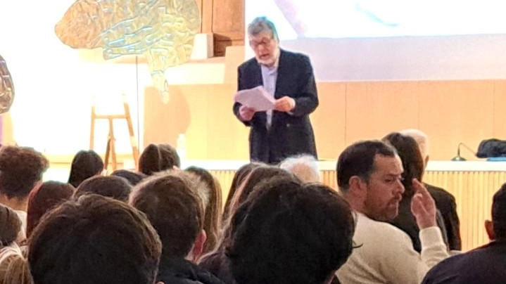 Anche quest’anno le scuole sono state le protagoniste degli eventi promossi per la "Giornata della memoria". Molto suggestiva, in particolare,... Anche quest’anno le scuole sono state le protagoniste degli eventi promossi per la "Giornata della memoria". Molto suggestiva, in particolare,...