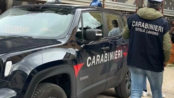 In azione i carabinieri dell’Ispettorato del lavoro In azione i carabinieri dell’Ispettorato del lavoro