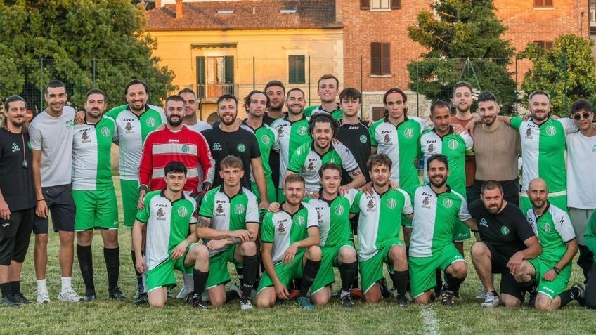 "Tutto è nato dall’improvviso ritrovarsi, dopo anni di inattività, di quattro ex-Juniores, nella fattispecie i cugini Mattia e Cristiano Cantelli,... "Tutto è nato dall’improvviso ritrovarsi, dopo anni di inattività, di quattro ex-Juniores, nella fattispecie i cugini Mattia e Cristiano Cantelli,...
