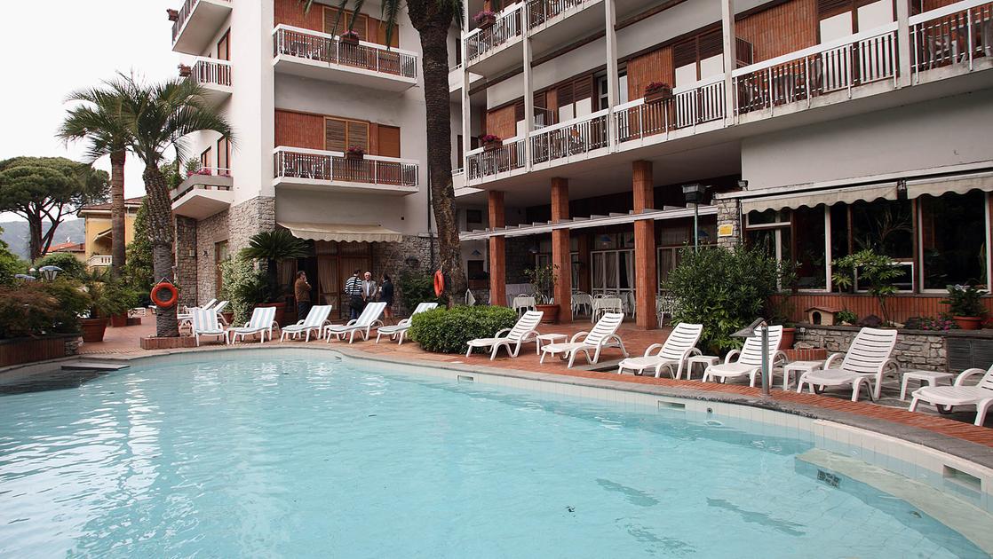 Rinasce il Grand Hotel, grazie a un concordato Il Tamerici resta in attività Rinasce il Grand Hotel, grazie a un concordato Il Tamerici resta in attività