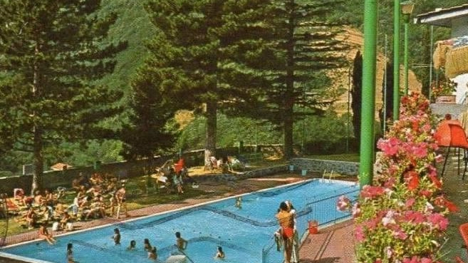 La piscina ai “tempi d’oro“ del Rondò Priscilla a Cutigliano Il complesso aveva anche il bar e il ristorante La piscina ai “tempi d’oro“ del Rondò Priscilla a Cutigliano Il complesso aveva anche il bar e il ristorante