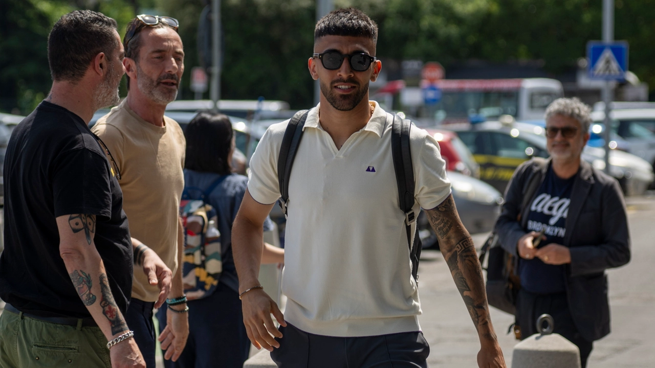 Nico Gonzalez attende ancora il via libera per raggiungere la Juventus Nico Gonzalez attende ancora il via libera per raggiungere la Juventus