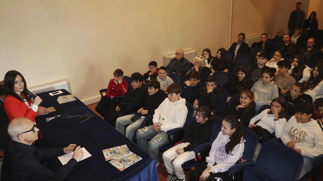 I bronzi protagonisti nei francobolli. Cerimonia a San Casciano dei Bagni