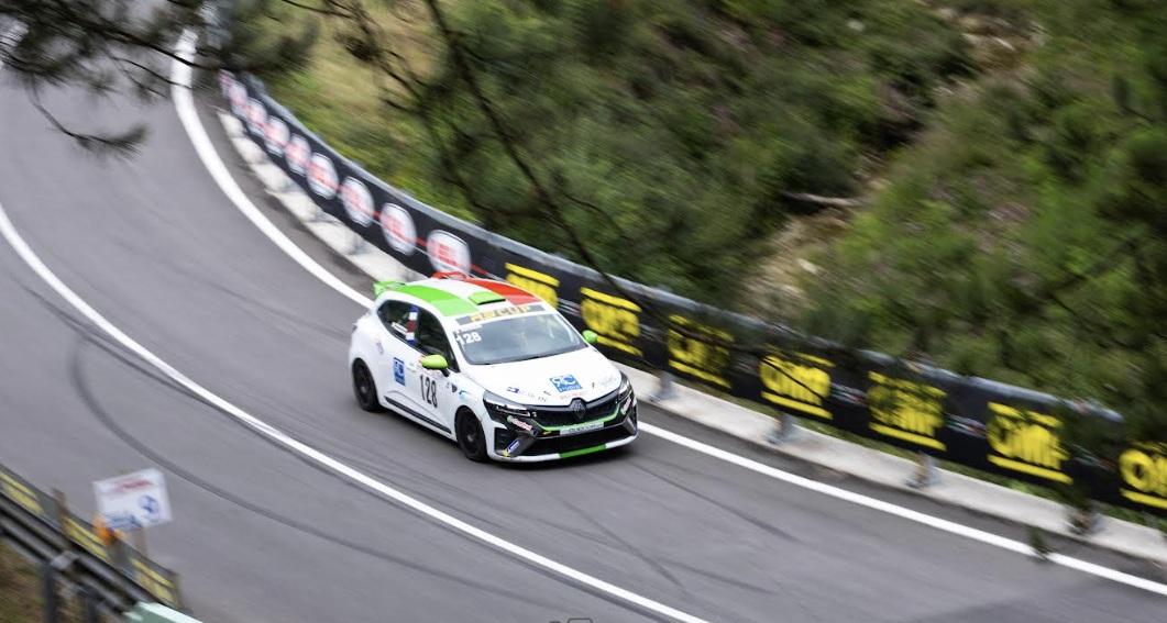 Super Salita: Francesco Bisceglia con la Renault Clio 5 vince la classe Turbo Cup 1 della Racing Start Cup