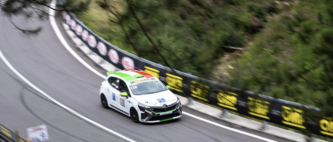 Super Salita: Francesco Bisceglia con la Renault Clio 5 vince la classe Turbo Cup 1 della Racing Start Cup