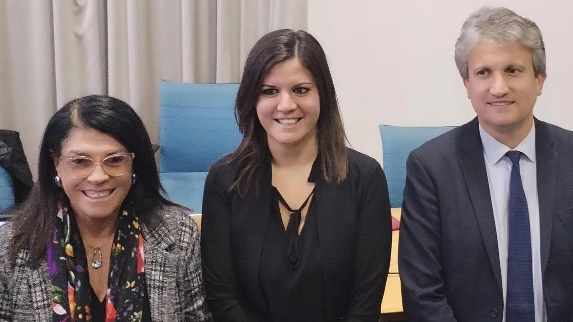 Maria Antonietta Scognamiglio, Alessandra Nardini e il presidente della provincia Massimiliano Angori Maria Antonietta Scognamiglio, Alessandra Nardini e il presidente della provincia Massimiliano Angori