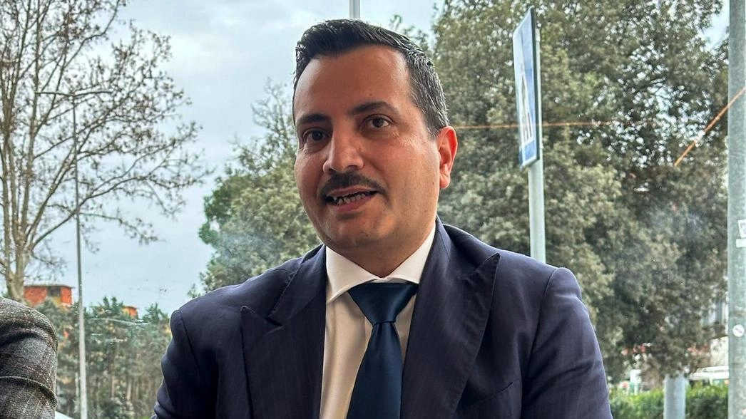 Marco Lanzi, 49 anni, è il candidato alla segreteria di Forza Italia. Lo ha presentato ieri mattina il coordinatore regionale Marco Stella Marco Lanzi, 49 anni, è il candidato alla segreteria di Forza Italia. Lo ha presentato ieri mattina il coordinatore regionale Marco Stella