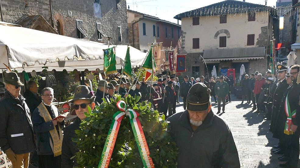 Montecatini Terme celebra la patrona Santa Barbara con cerimonie e messe. Il culto della martire cristiana risale al VI-VII secolo, con grande popolarità nel Medioevo. Montecatini Terme celebra la patrona Santa Barbara con cerimonie e messe. Il culto della martire cristiana risale al VI-VII secolo, con grande popolarità nel Medioevo.