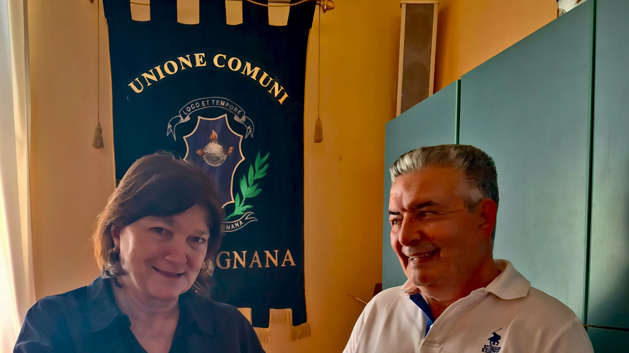 La presidente dell’Unione dei Comuni della Garfagnana, Raffaella Mariani ha incontrato il comandate provinciale dei Vigili del Fuoco Calogero Daidone promosso a comandante della Provincia di Cuneo in Piemonte