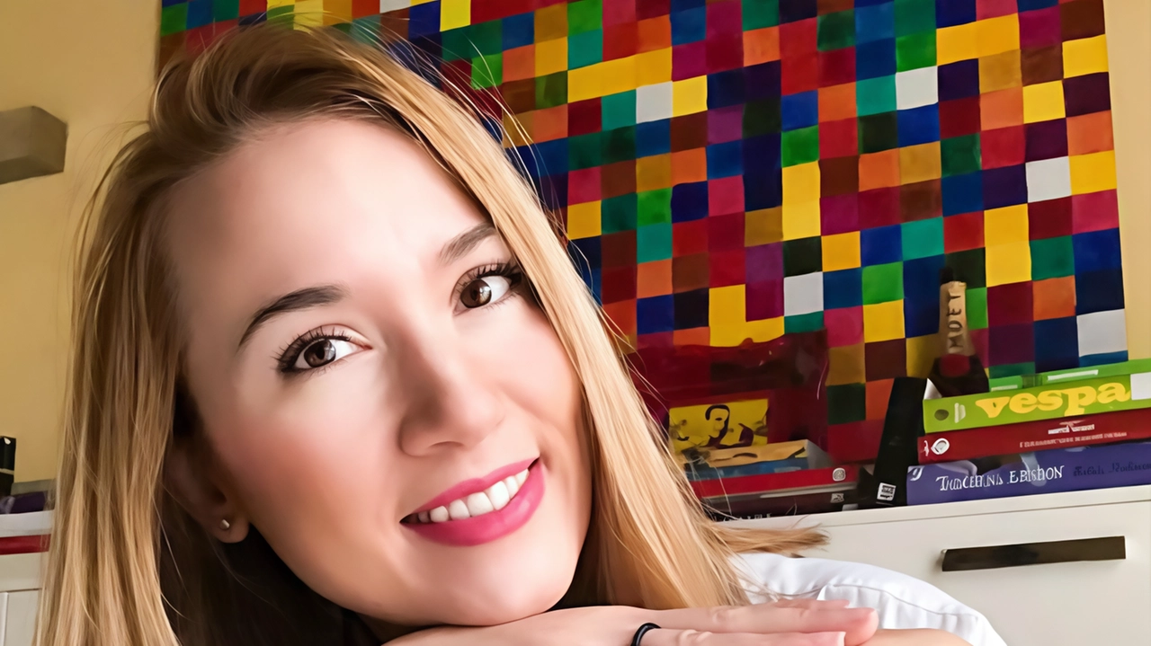Serena Artioli, scrittrice con lo pseudonimo di Felicia Kingsley Architetto di professione, autrice per passione. Domani sarà a Firenze Serena Artioli, scrittrice con lo pseudonimo di Felicia Kingsley Architetto di professione, autrice per passione. Domani sarà a Firenze