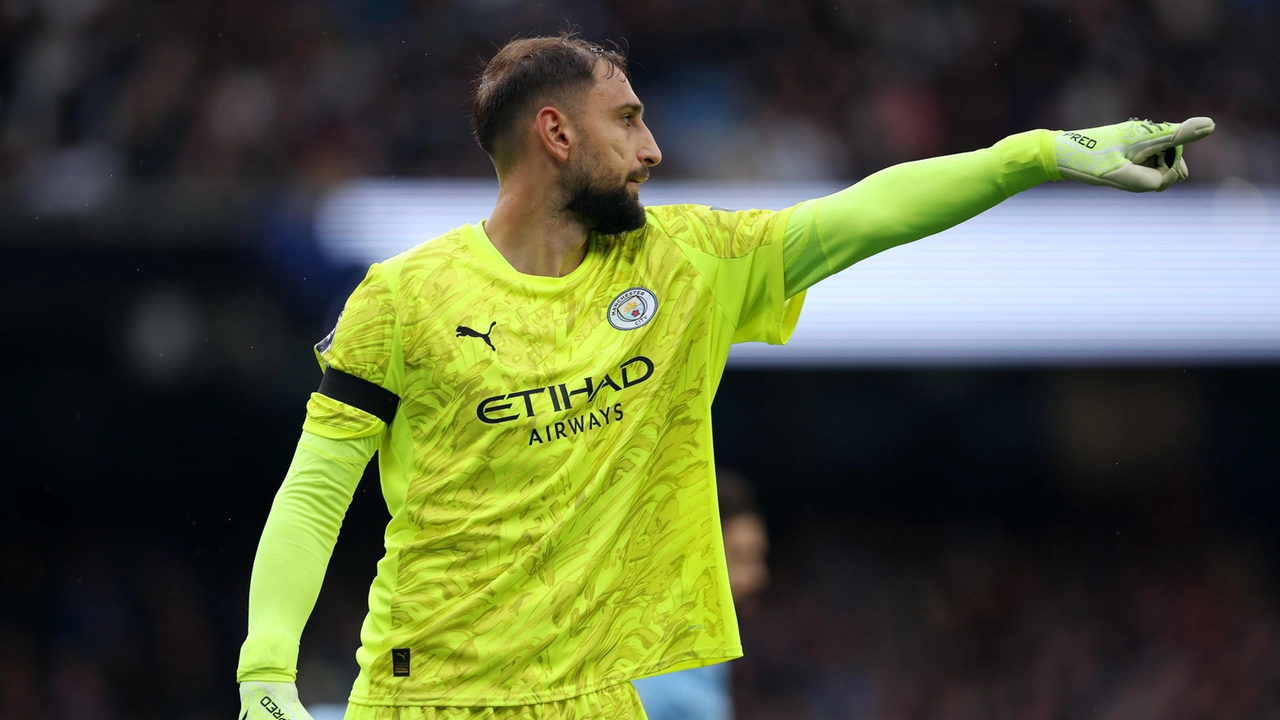 Premier League: Liverpool vince con un rigore nel recupero, City domina il derby