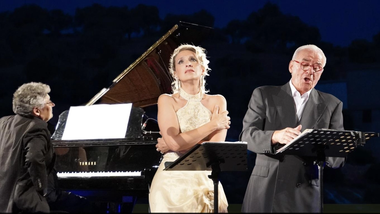 Gran finale del Festival ConcertiAmoLucca2024 con concerto dedicato a Puccini al Teatro del Cred. Evento lirico con arie da Mozart a Puccini, raccontato da Paola Massoni e con la partecipazione di Graziano Polidori e Stefano Adabbo. Ingresso libero con donazione gradita. Gran finale del Festival ConcertiAmoLucca2024 con concerto dedicato a Puccini al Teatro del Cred. Evento lirico con arie da Mozart a Puccini, raccontato da Paola Massoni e con la partecipazione di Graziano Polidori e Stefano Adabbo. Ingresso libero con donazione gradita.