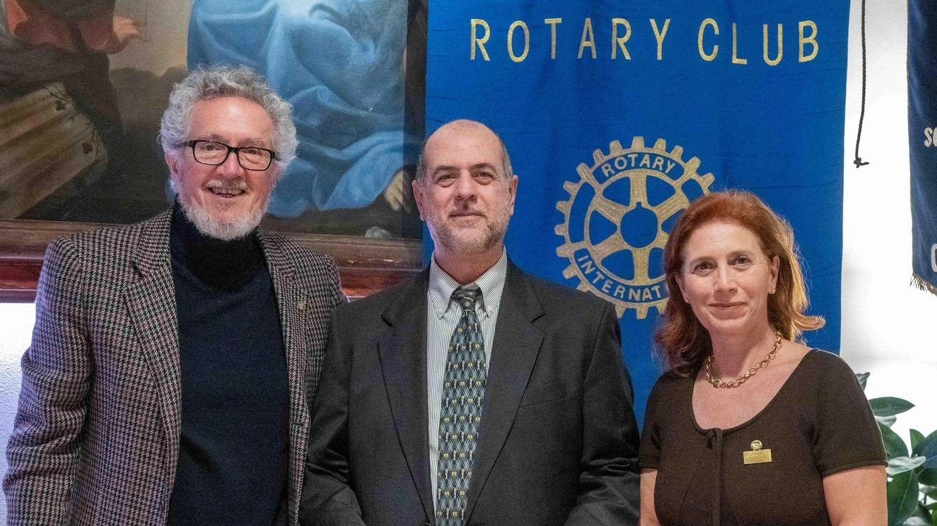 Rotary Club Lippi e Soroptimist hanno invitato un esperto in città. L’incontro è servito per capire quali sono le opportunità e quali i rischi.