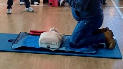 I corsi nella palestra del liceo «Stagi» I corsi nella palestra del liceo «Stagi»