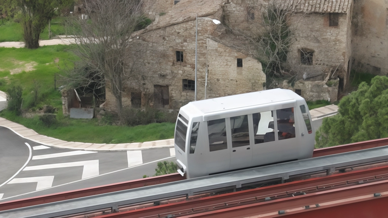 Grande novità per il minimetrò: sarà aperto anche di notte Grande novità per il minimetrò: sarà aperto anche di notte
