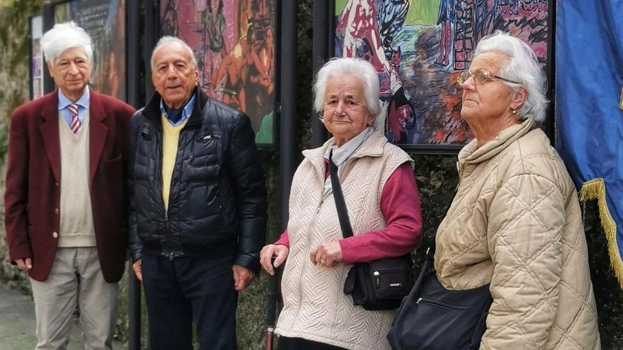 Tre mesi dopo l’atto vandalico compiuto da ignoti, la ceramica realizzata dall’onorevole Carlo Carli e dedicata all’eroina di Sant’Anna di...