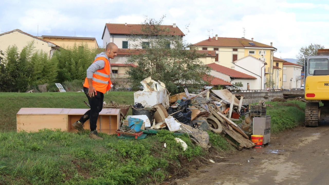 Un’immagine dei danni provocati dall’alluvione a Stabbia lo scorso novembre: la politica è ancora al lavoro per evitare nuovi disastri Un’immagine dei danni provocati dall’alluvione a Stabbia lo scorso novembre: la politica è ancora al lavoro per evitare nuovi disastri