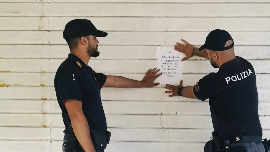 Arriva lo stop del Questore Dario Sallustio al locale di Ponte Valleceppi dopo i numerosi "episodi critici che si sono ripetuti in un ristretto arco di tempo". Arriva lo stop del Questore Dario Sallustio al locale di Ponte Valleceppi dopo i numerosi "episodi critici che si sono ripetuti in un ristretto arco di tempo".