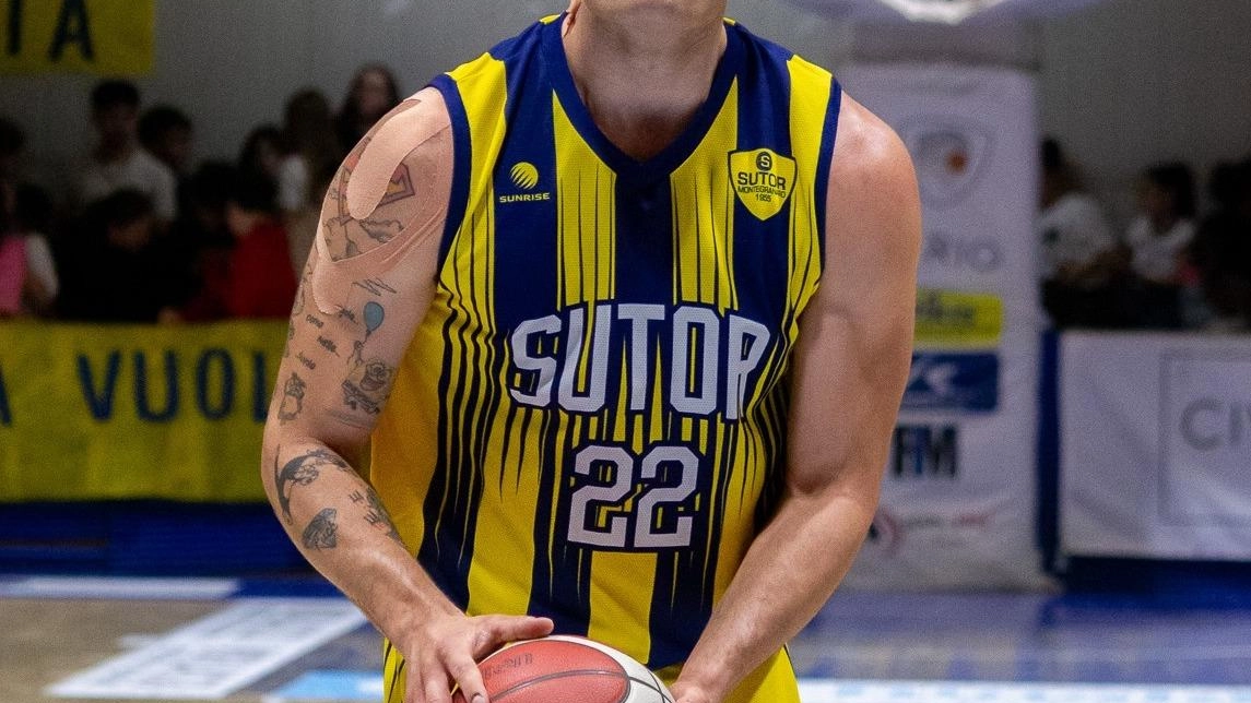 Alessio Razzoli, nuovo ala della Folgore