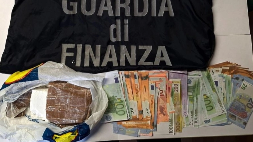 Il materiale sequestrato Il materiale sequestrato