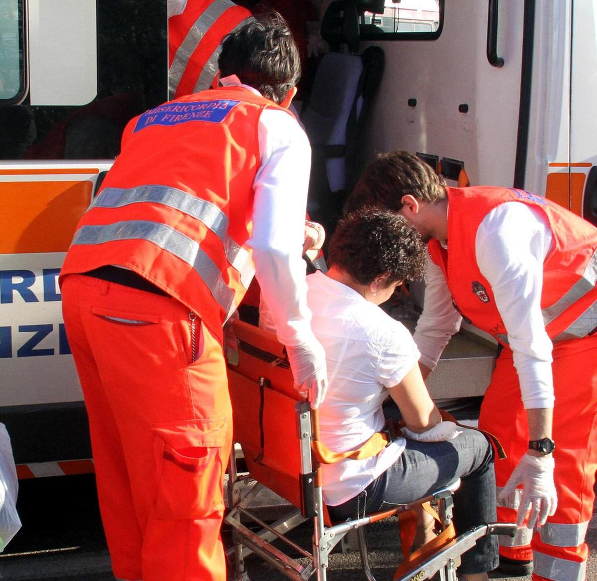 https://www.lanazione.it/image-service/view/acePublic/alias/contentid/MDlkM2YwMWYtN2NhNy00/0/cade-per-la-buca-comune-risarcisce-dopo-13-anni.jpeg?f=1.91:1&w=1200