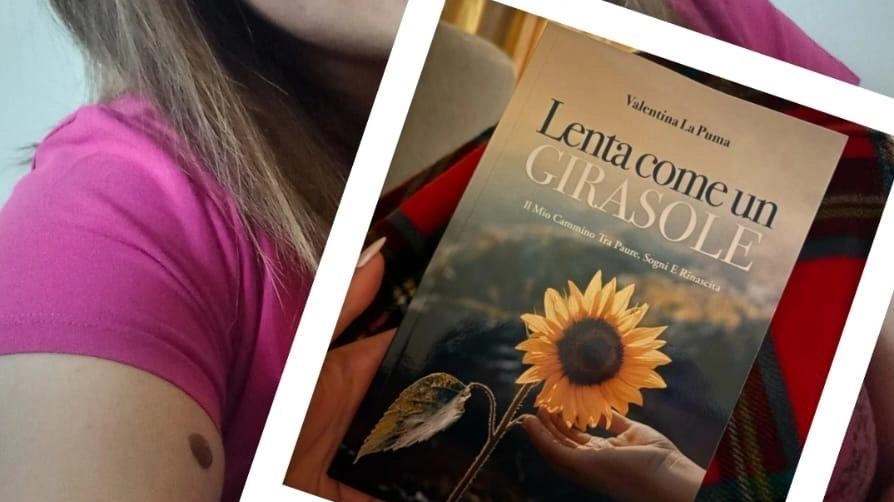 Valentina La Puma, 22 anni, con il suo libro Lenta come un girasole Valentina La Puma, 22 anni, con il suo libro Lenta come un girasole