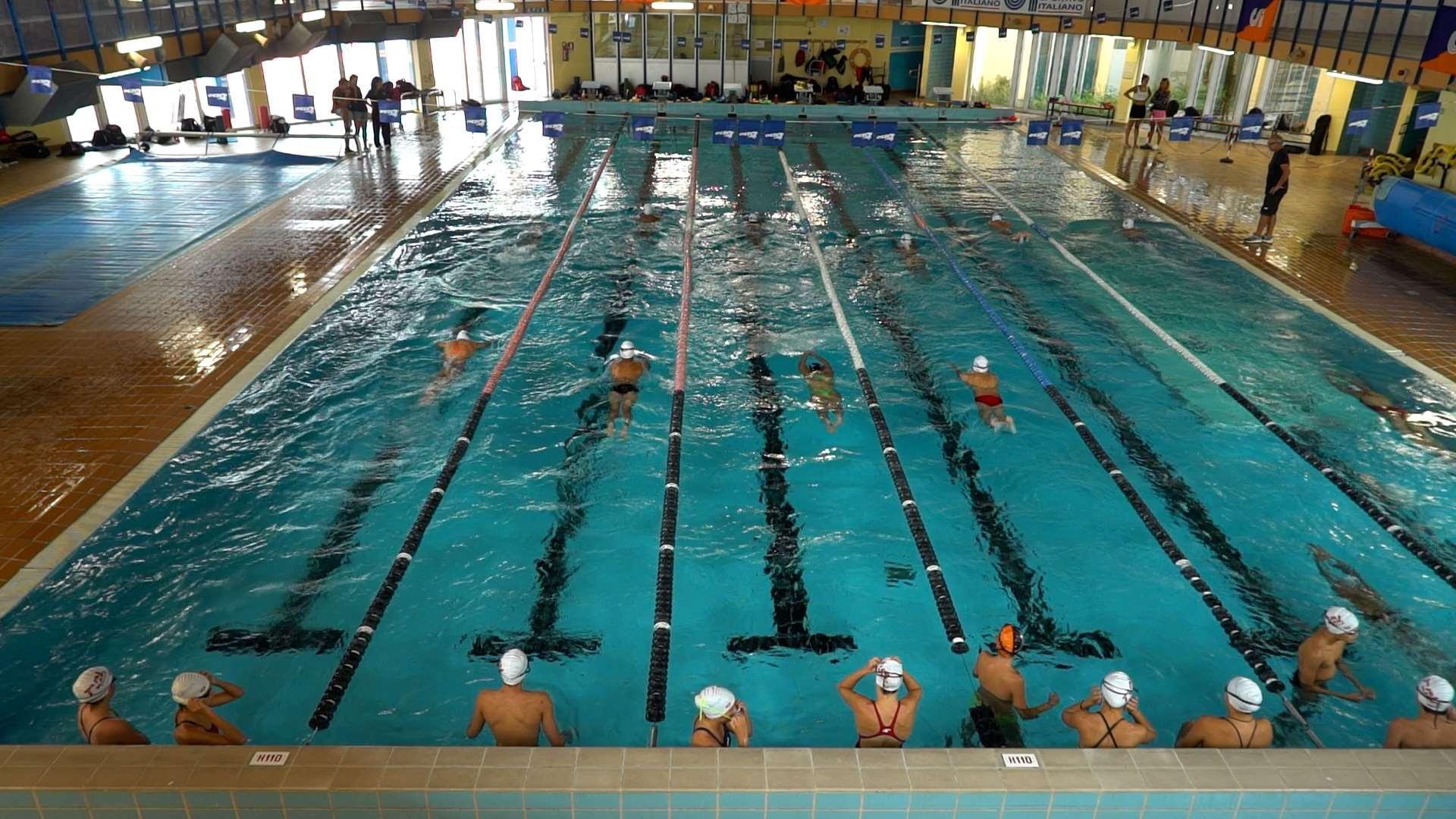 https://www.lanazione.it/image-service/view/acePublic/alias/contentid/MDlmZGFkNGEtNTA5NC00/0/in-arrivo-settecento-atleti-ce-il-meeting-di-nuoto.jpeg