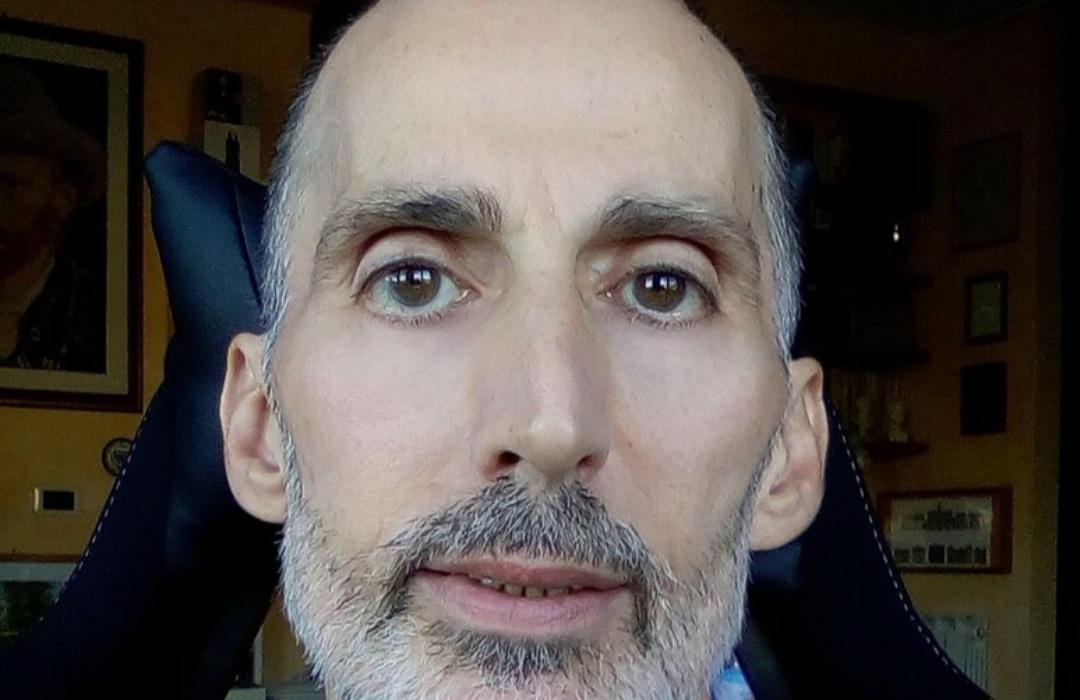 https://www.lanazione.it/image-service/view/acePublic/alias/contentid/MGE1Mzk1ZGMtNzhhNC00/0/daniele-pieroni.jpeg