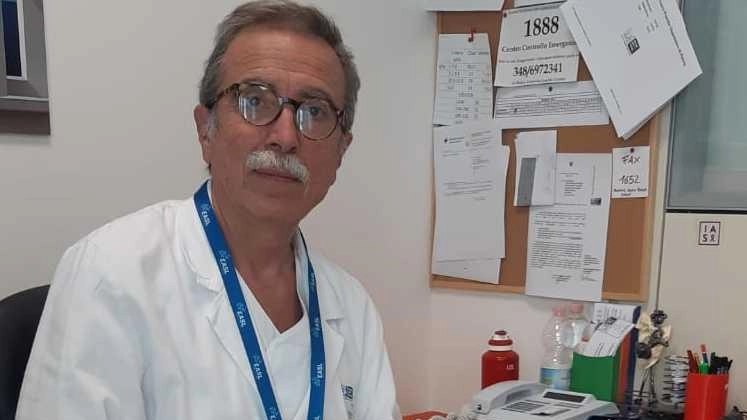 Il dottor Pierluigi Blanc, infettivologo. Ha sottolineato come anche la distribuzione del cibo sia un momento critico Il dottor Pierluigi Blanc, infettivologo. Ha sottolineato come anche la distribuzione del cibo sia un momento critico