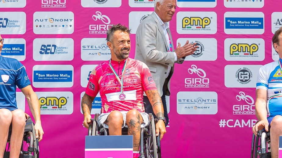 Giagnoni durante la premiazione