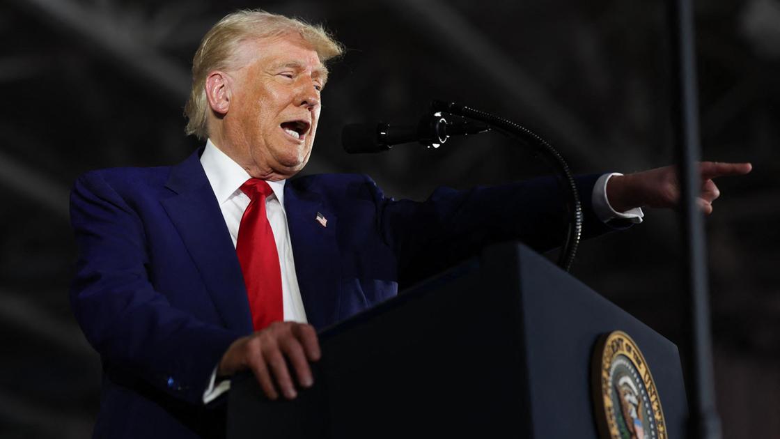 https://www.lanazione.it/image-service/view/acePublic/alias/contentid/MGE5MWNhNjktMDc4OS00/0/donald-trump.jpeg?f=16:9&w=1200&h=630