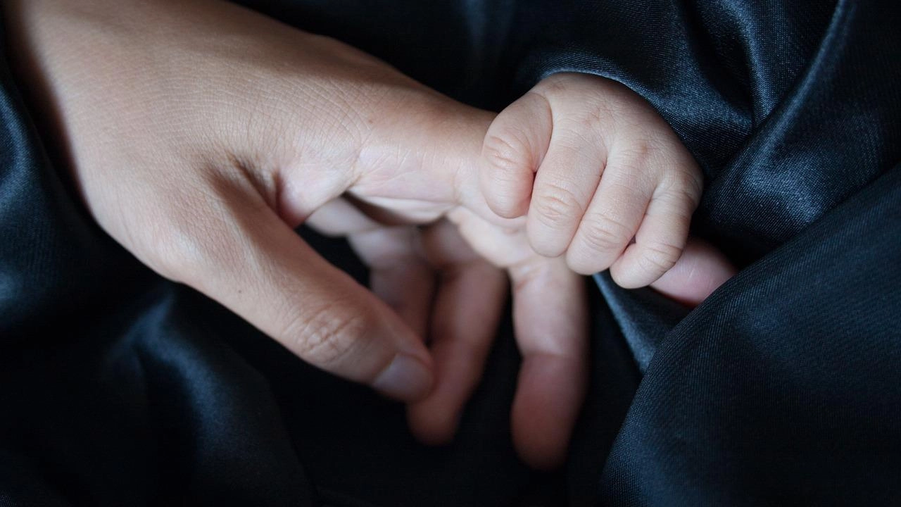 TERNI Importante donazione dei familiari di una piccola paziente al Servizio di neuropsichiatria infantile dell’Usl 2 diretto dal professor... TERNI Importante donazione dei familiari di una piccola paziente al Servizio di neuropsichiatria infantile dell’Usl 2 diretto dal professor...