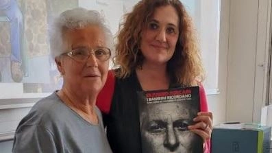 Adele Pardini, sopravvissuta all’eccidio del 12 agosto 1944 è intervenuta all’inaugurazione della mostra «Raccontare la sopravvivenza» all’Università di Costanza Adele Pardini, sopravvissuta all’eccidio del 12 agosto 1944 è intervenuta all’inaugurazione della mostra «Raccontare la sopravvivenza» all’Università di Costanza