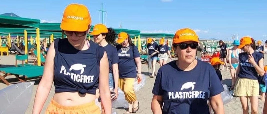 Maxi pulizia delle spiagge. In campo anche i detenuti