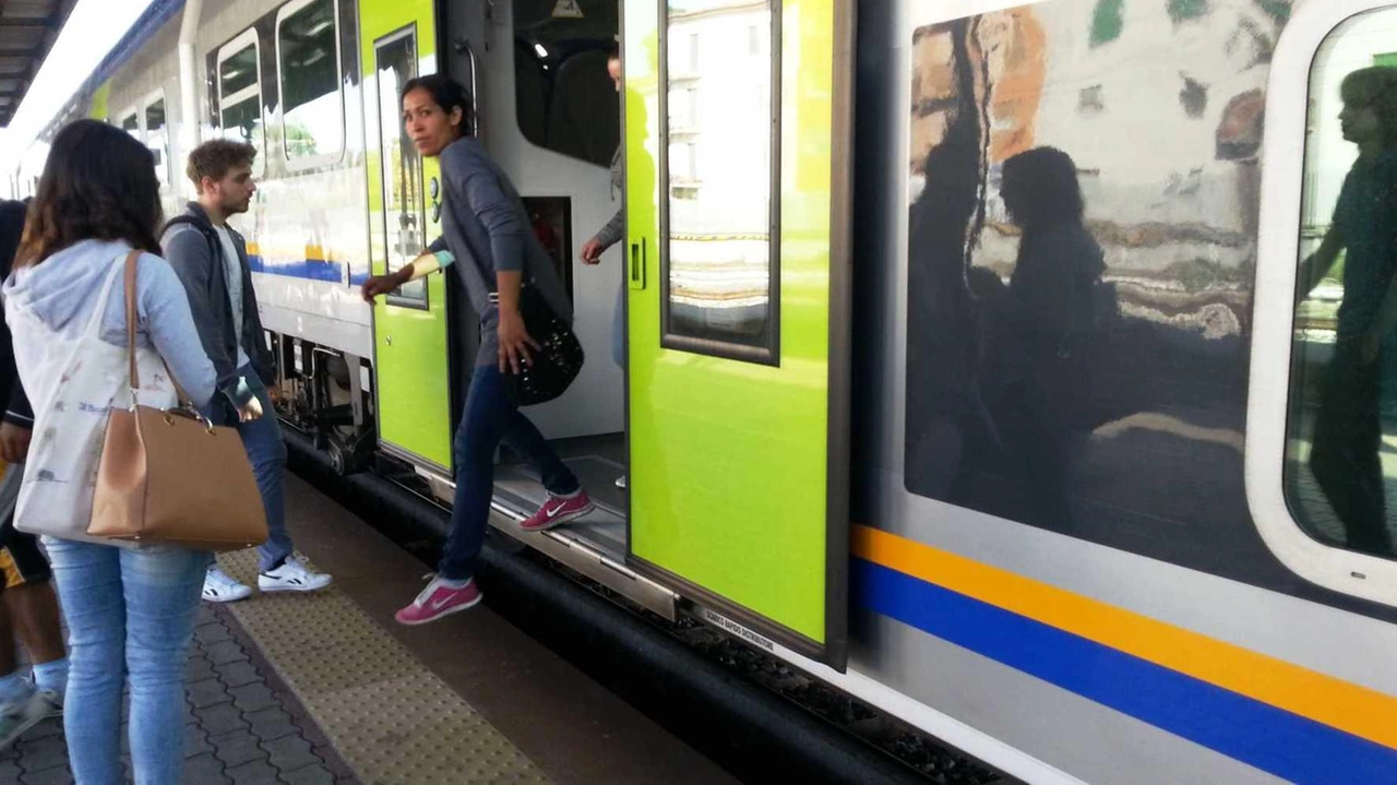 Indennizzi per i titolari di abbonamenti che hanno viaggiato su treni regionali e interregionali nel mese di luglio Indennizzi per i titolari di abbonamenti che hanno viaggiato su treni regionali e interregionali nel mese di luglio