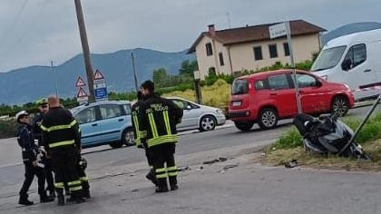 Schianto in via Toscana. Tre i feriti