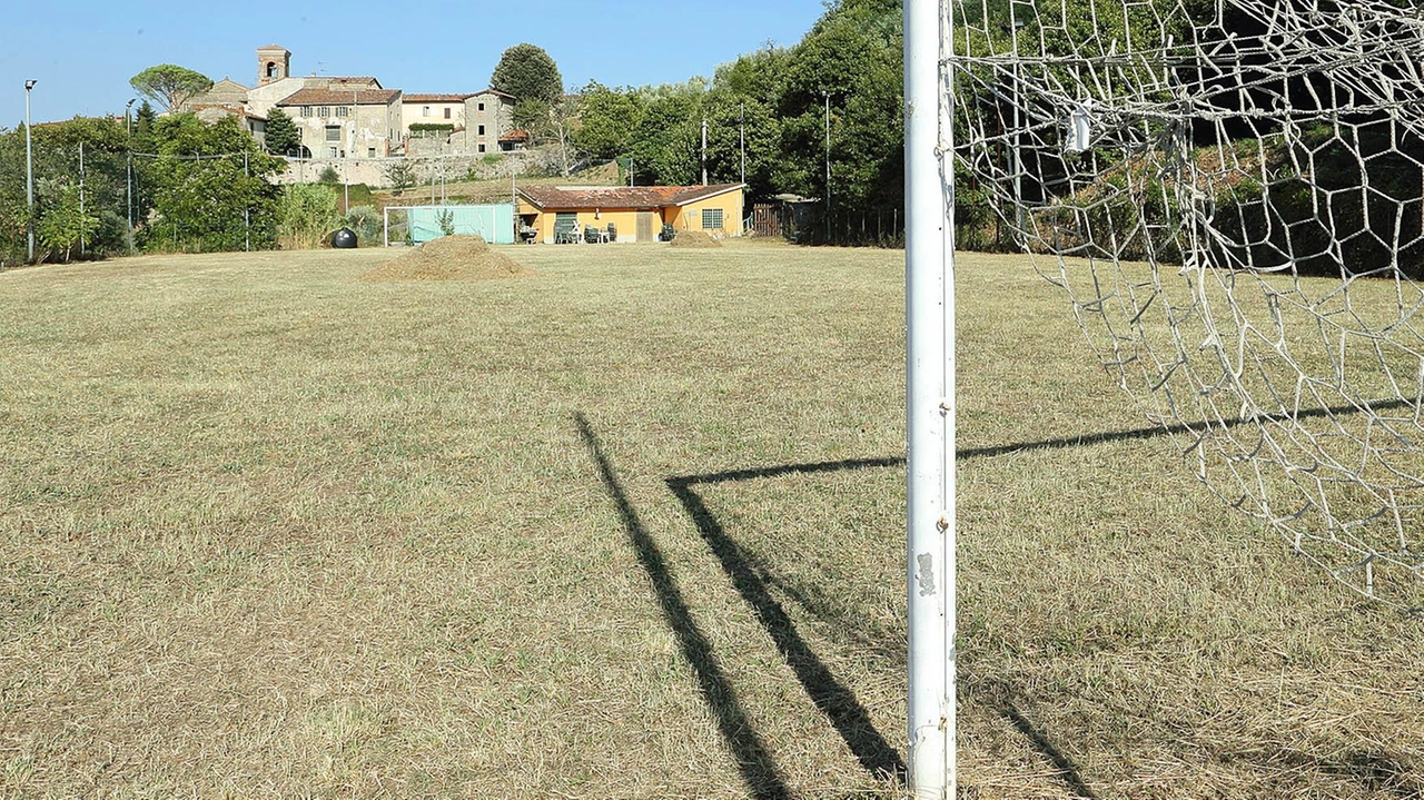 Il Comune puntava a trasformare il campo in una struttura ricreativa e dedicata alle famiglie,. con un punto. ristoro,. gestito da privati Il Comune puntava a trasformare il campo in una struttura ricreativa e dedicata alle famiglie,. con un punto. ristoro,. gestito da privati