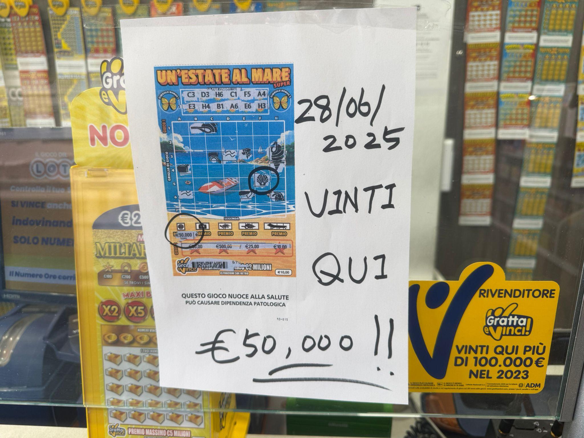 vince 50mila euro con un 8216gratta e vinci8217 da 10 8216colpaccio8217 alla tabaccheria del corto di viareggio