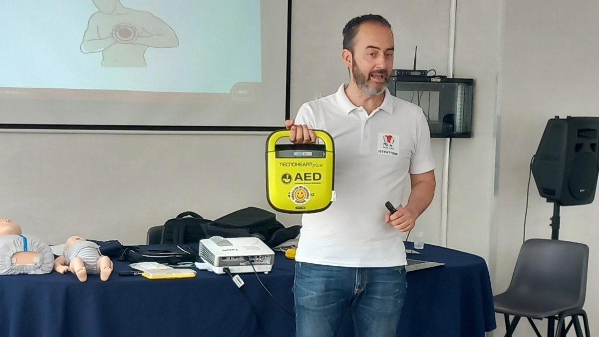 Luigi Vizia, istruttore pratese di Blsd, supporto delle funzioni vitali di base ed uso del defibrillatore