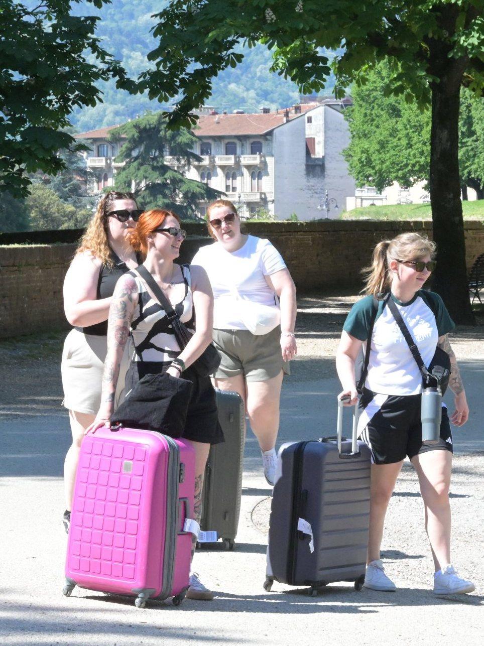 la guerra del 8216cin8217 il codice per bampb e affittacamere spacca il turismo